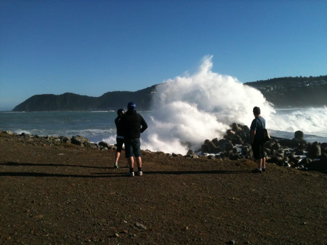 big wave on south coast