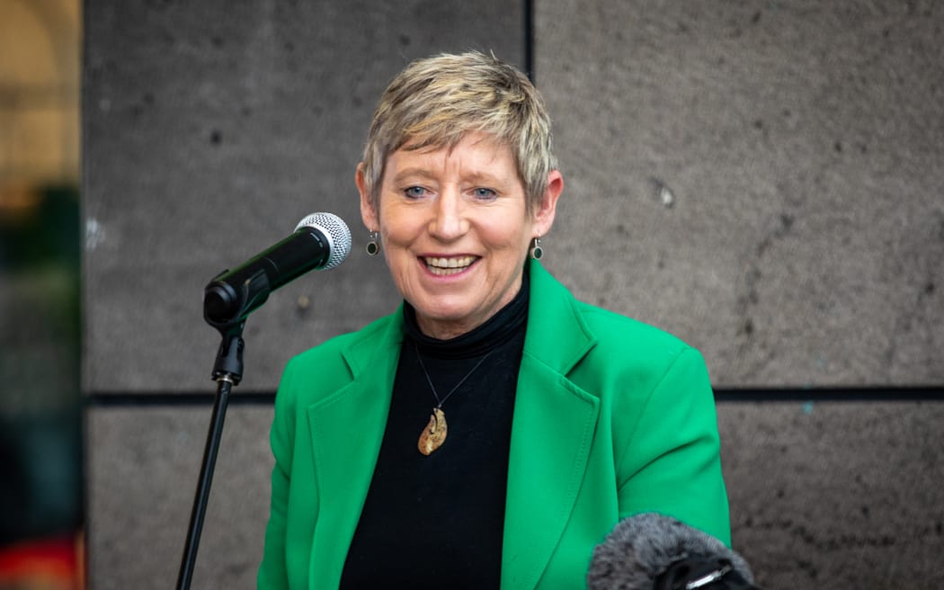 Lianne Dalziel
