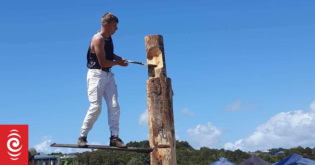 16 year old wood chopper from Hokitika youngest to qualify in ...