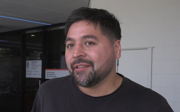Christchurch-bound traveller Miguel's flight was initially pushed back by 30 minutes, then an hour, before being cancelled.