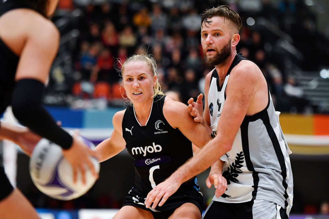 Silver Ferns captain Laura Langman (L) and NZ Men's Jamie Brown (R) in June 2019.