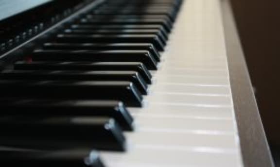 Piano keyboard