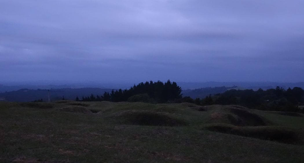 As the sun rose hundreds attended the dawn service for the battle of ruapekapeka commemoration.