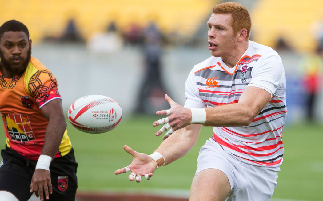 Papua New Guinea take on England at the Wellington Sevens.