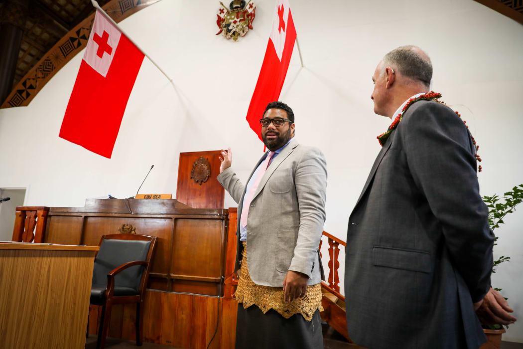 Tonga Parliament Speaker Lord Fakafanua shows New Zealand Speaker Trevor Mallard the Speaker's chair at Tonga's Legislative Assembly