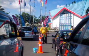 Cars queue up at the vaccination event at the Tokaikolo ‘Ia Kalaisi church in Māngere Bridge.