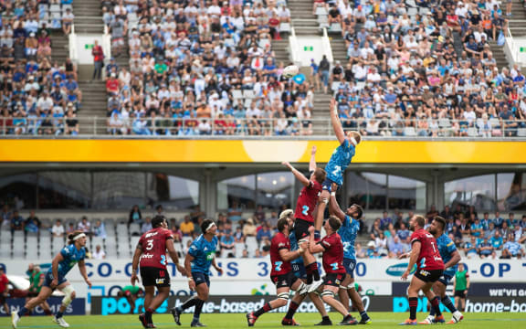 General view lineout during the Super Rugby Aotearoa rugby match between the Blues and the Crusaders held at Eden Park, Auckland, New Zealand.  21  March  2021       Photo: Brett Phibbs /www.photosport.nz