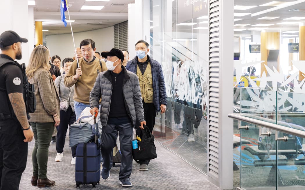 passengers of China Eastern Airlines