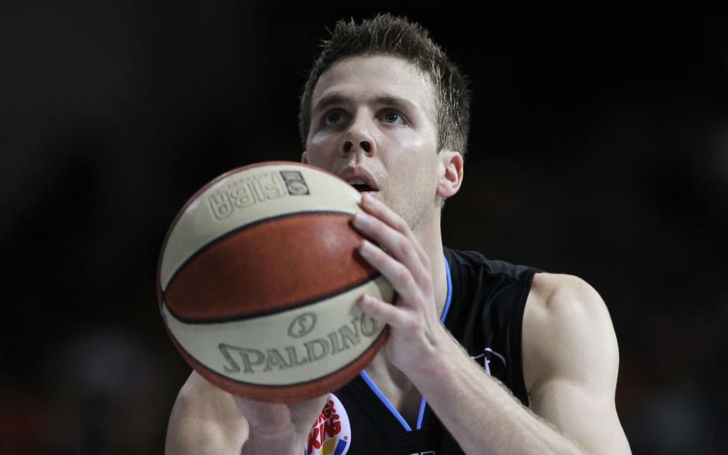 Breakers' Tom Abercrombie against the Perth Wildcats in 2011.