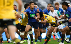 Roger Tuivasa-Sheck looks for support during the Blues v Hurricanes, Round 2 of the Super Rugby Pacific rugby union competition at Forsyth Barr Stadium, Dunedin, New Zealand.
