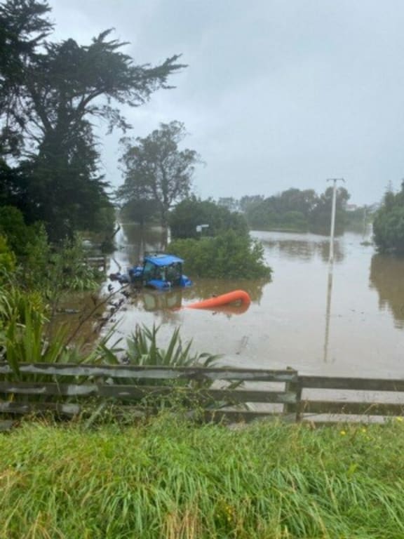 A back-up tractor pump ran out of fuel and was inundated by floodwaters on 14 February.