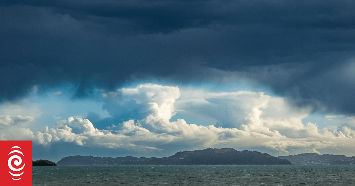 MetService issues severe thunderstorm warning for parts of lower North Island
