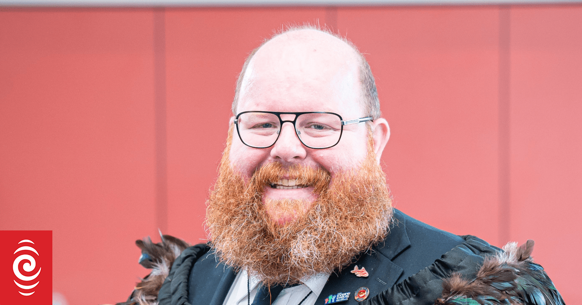 中学教师工会决定接受政府涨薪方案