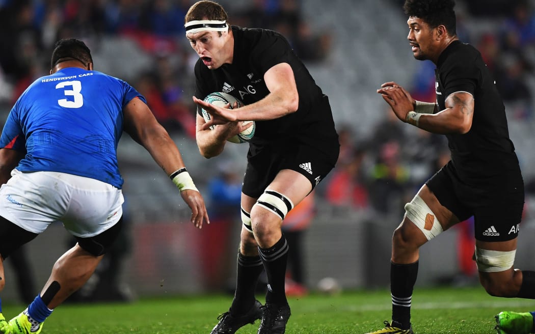 Samoa prop Census Johnston lines up All Blacks lock Brodie Retallick.