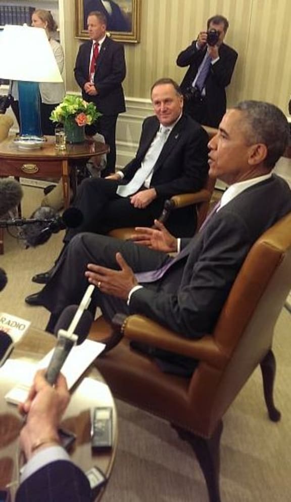 US President Barack Obama and PM John Key give media briefing in the Oval Office.