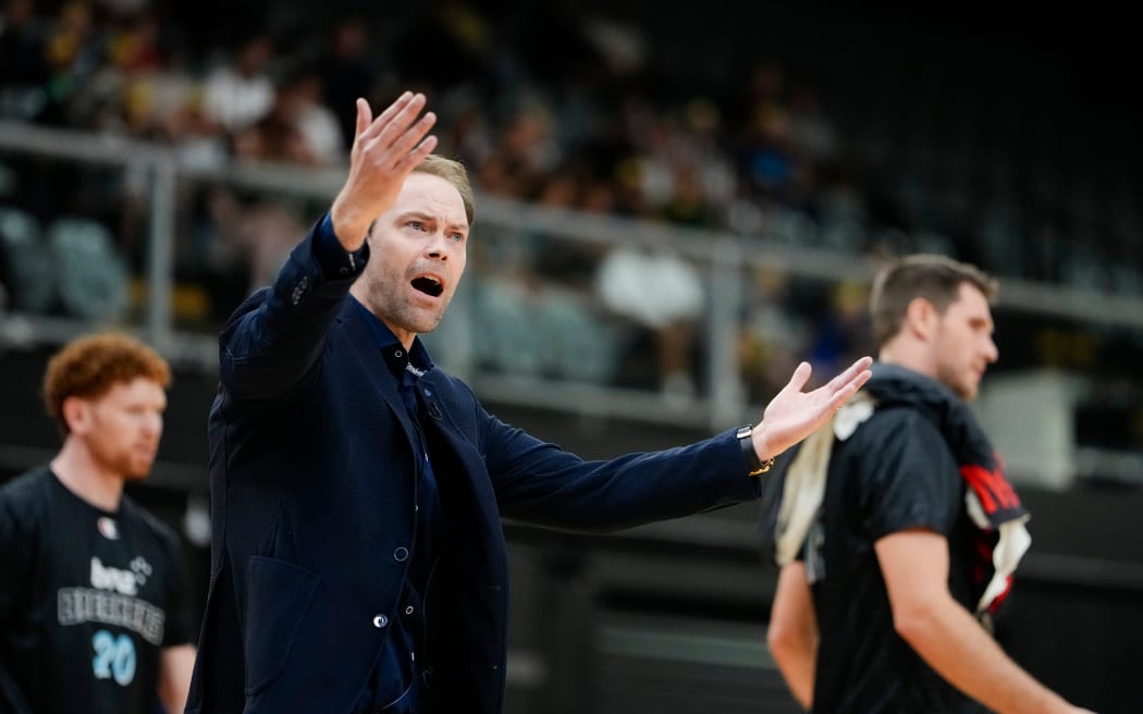 Breakers coach Petteri Koponen.