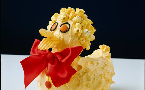 Duck cake, Australian Women's Weekly Birthday Cake Book