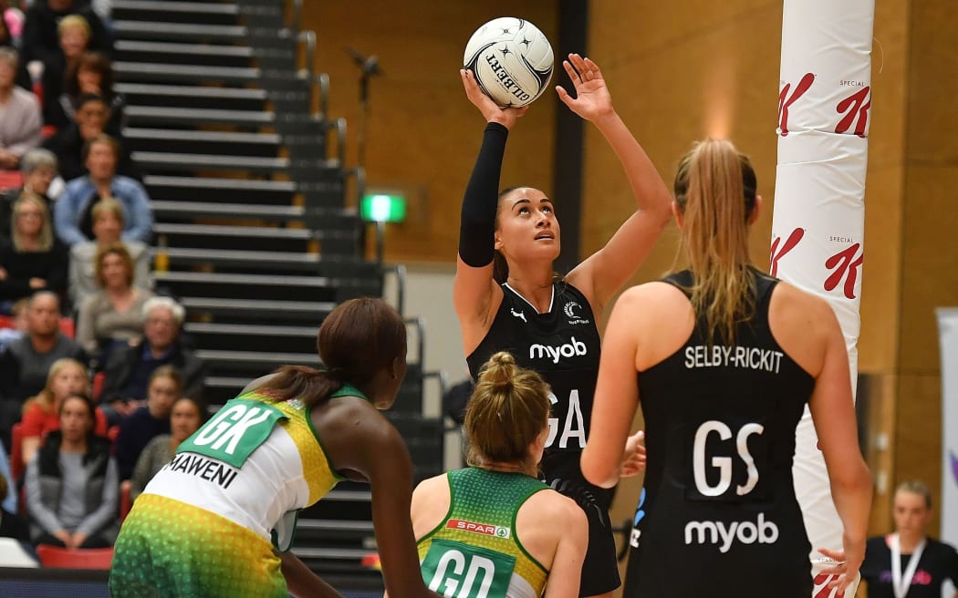 Silver Ferns shooter Maria Folau shooting a goal