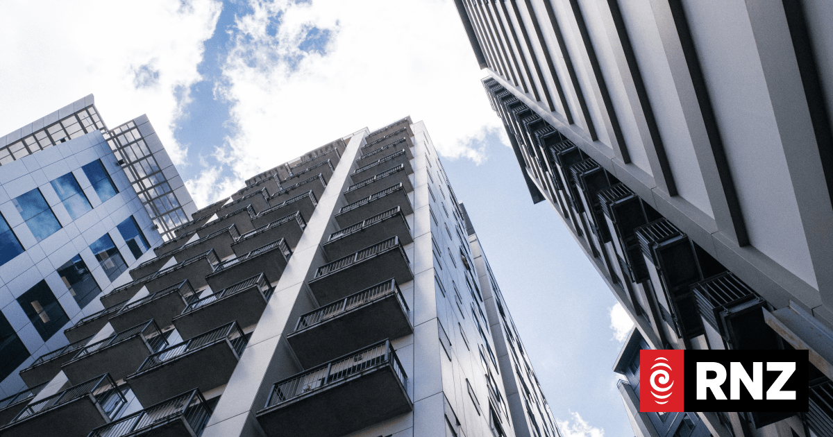 Auckland's high-rise row heats up as councillors p
