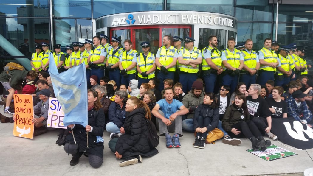 The blockade at the weapons conference in Auckland.