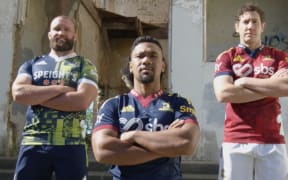 The Highlanders training jersey (L), home jersey (C) and away jersey (R) for 2022/23.