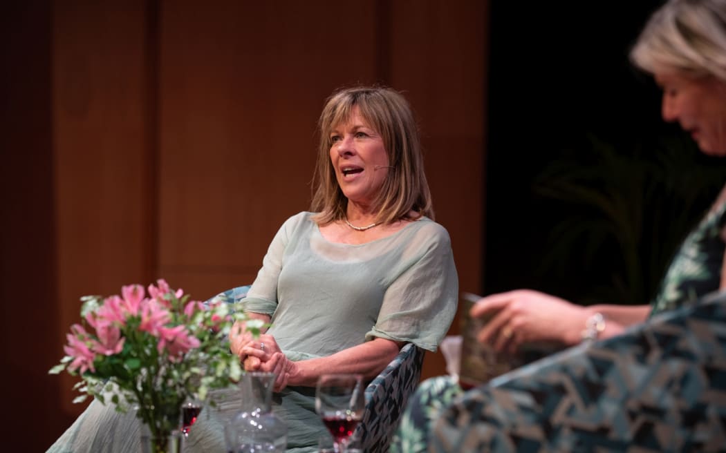 Annabel Langbein (with Jo Malcolm R)