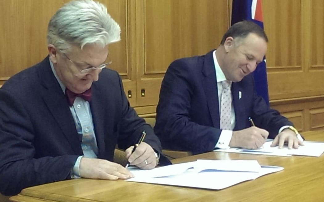 Peter Dunne and John Key.