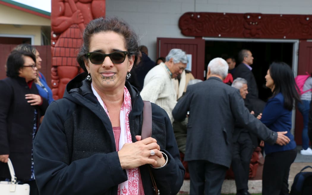 Dr Jessica Hutchins