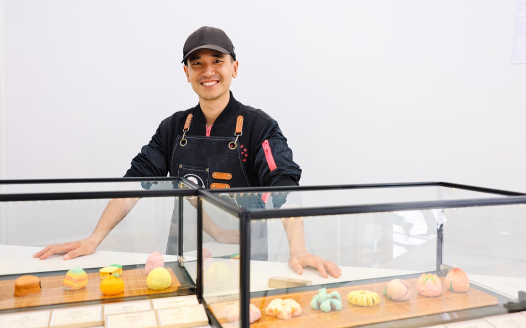 Dai Xiaotong, Maison Su owner