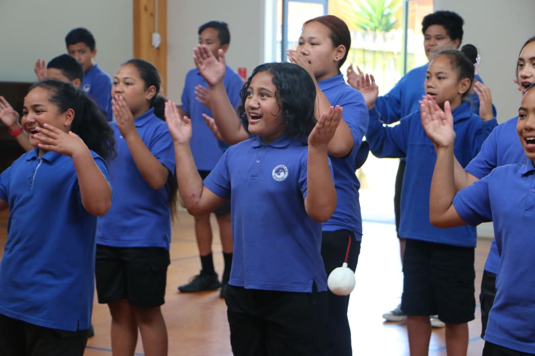 Children practising for Kotuku festival.