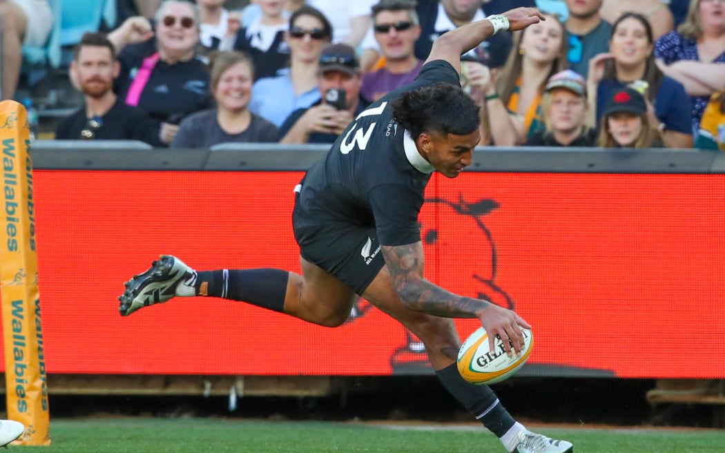 Rieko Ioane runs in to score.