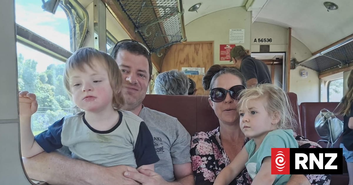 Mother fears Disability Support Services Bill will lead to desperate caregivers harming children