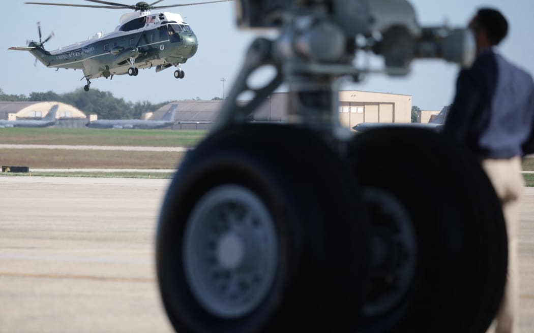 JOINT BASE ANDREWS, MARYLAND - OCTOBER 05: Marine One carrying U.S. President Donald Trump lands at Joint Base Andrews en route to Naval Station Norfolk to visit the USS George H.W. Bush aircraft carrier on October 5, 2025 at Joint Base Andrews, Maryland. President Trump is visiting Naval Station Norfolk in Virginia for a celebration of the 250th birthday of the U.S. Navy.   Alex Wong/Getty Images/AFP (Photo by ALEX WONG / GETTY IMAGES NORTH AMERICA / Getty Images via AFP)