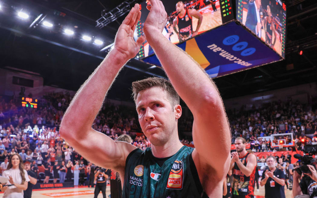 Tom Abercrombie of the Breakers waves to the crowd in his final game, 2024.