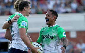 Ben Smith (L) and Aaron Smith celebrate a try