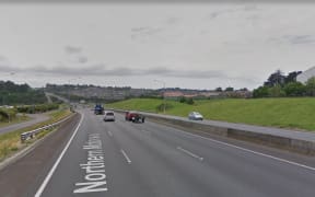 A stretch of the Northern Motorway will close at night from 9pm to 5am for four months.