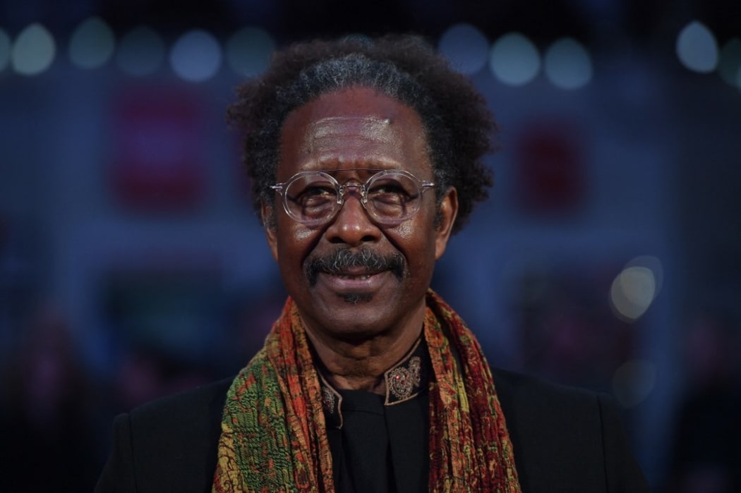 US actor Clarke Peters poses on the red carpet attending the UK premiere of the film Three Billboards Outside Ebbing, Missouri during the closing night gala at the BFI London Film Festival in London on October 15, 2017. (Photo by Chris J Ratcliffe / AFP)