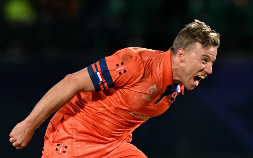 Netherlands' Logan van Beek celebrates.