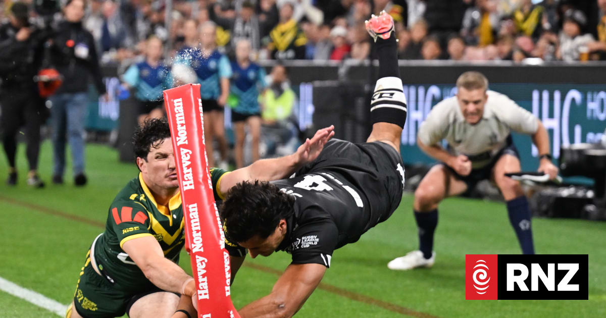 Rugby League: Kangaroos edge Kiwis in World Cup classic