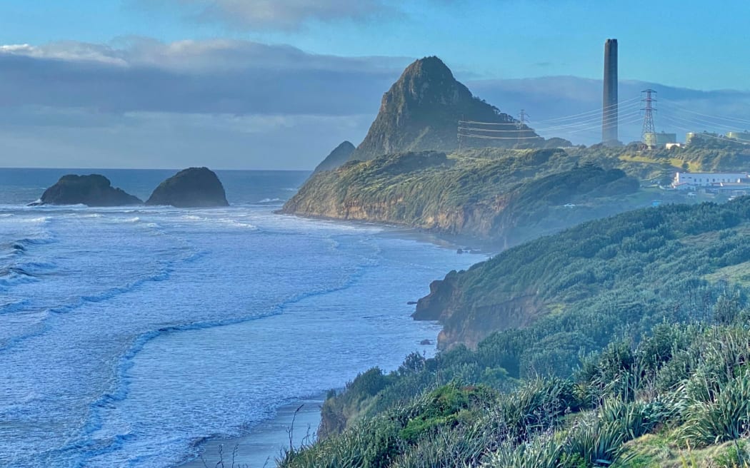 Paritūtū maunga could be returned to Māori as part of a proposed new plan for New Plymouth's coastal Paritūtū Centennial Park. LDR image