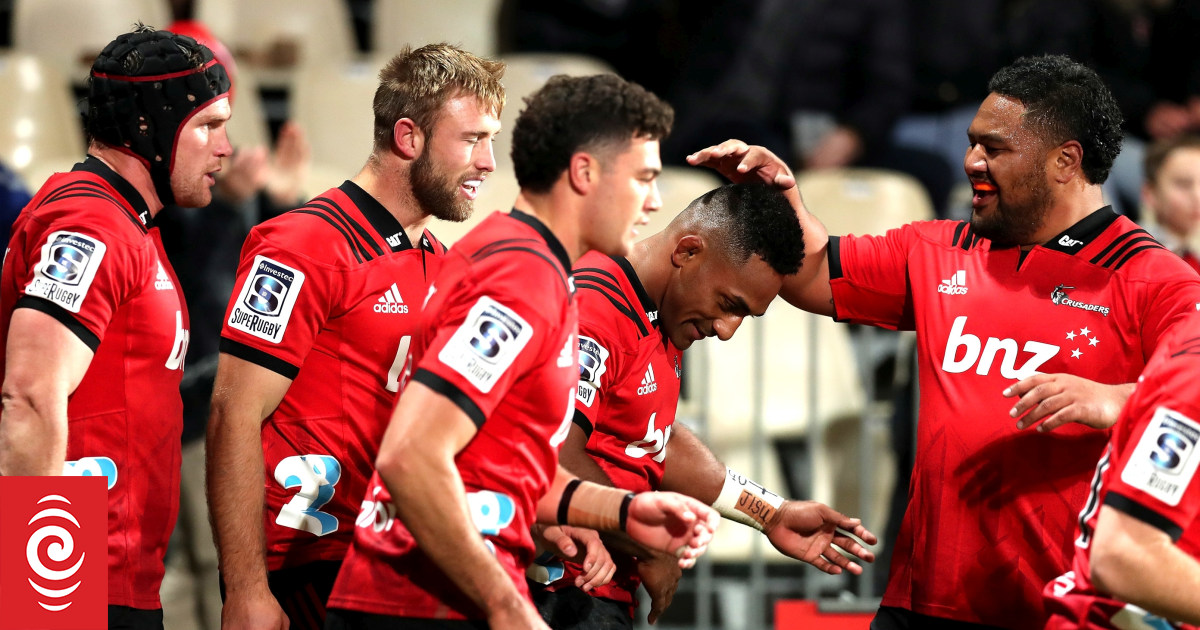 Crusaders see off Hurricanes