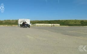 French pilot to cross English channel in flying car