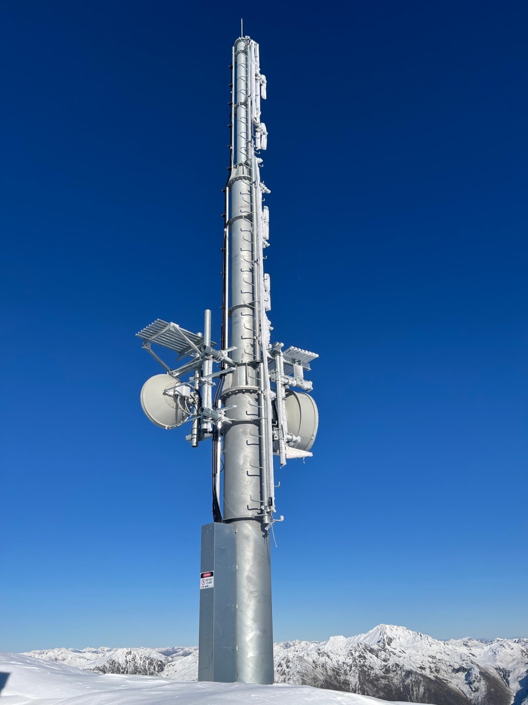 Rollout of new radio system for all emergency services continues | RNZ News