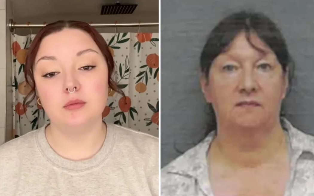 Jenna Gerwatowski, left, and Nancy Gerwatowski