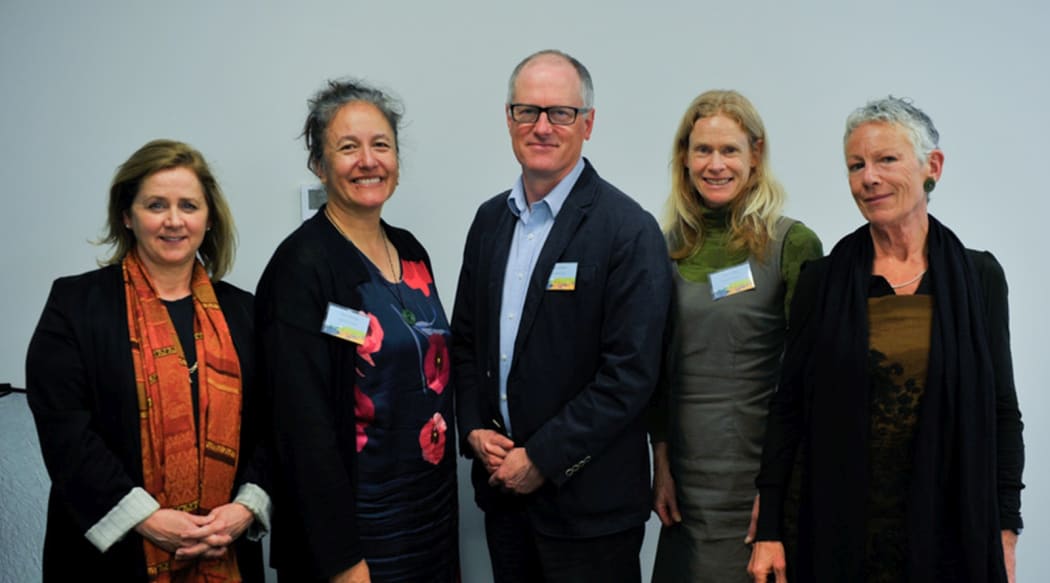 Deborah Manning, Dr Matire Harwood, Prof. Hugh Campbell, Dr Sally Mackay, Kim Hll.