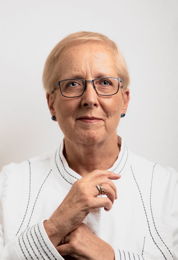 Dr Karen Grylls CNZM