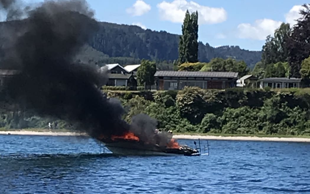 Boaties using the water near Kinloch Beach, Taupō, are urged to take care after a vessel caught fire and sank this afternoon.