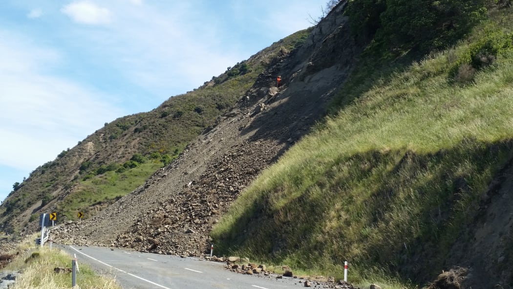 State Highway 1 landslide Kaikoura
An abseiling crew tackles a large landslide  on State Highway 1 south of Kaikoura. 
To go with QUAKE-HIGHWAY-WEB November 29