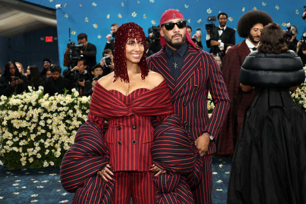 Alicia Keys and Swizz Beatz attend the 2025 Met Gala Celebrating "Superfine: Tailoring Black Style" at Metropolitan Museum of Art on May 05, 2025 in New York City.