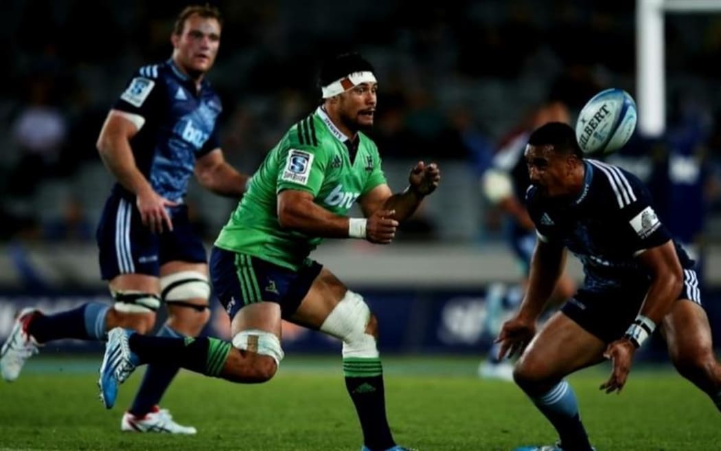 Shane Christie in action for the Highlanders.
